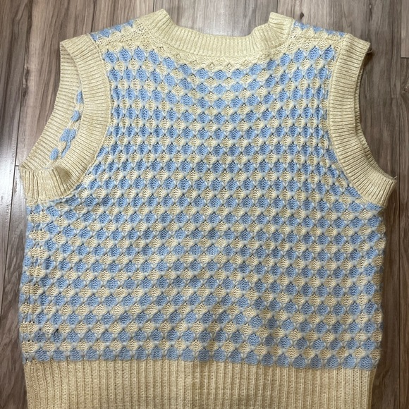 Hand knit blue and white sweater vest - Picture 3 of 3